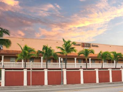 venus hotel miami
